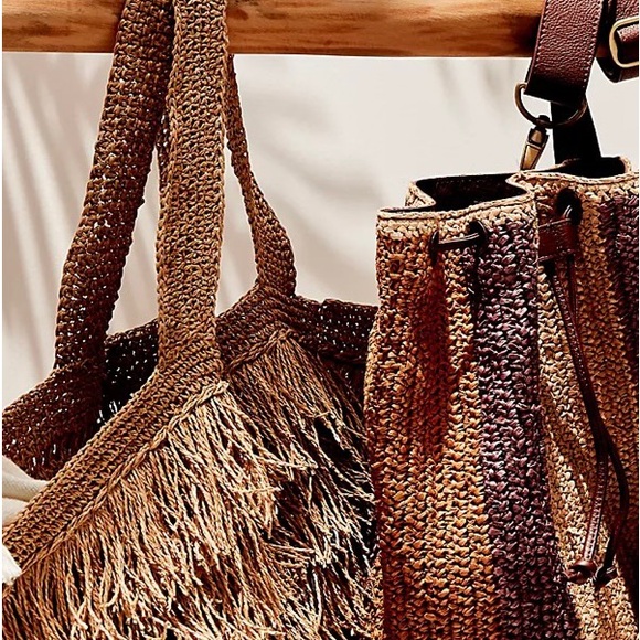 NWOT  Free People Tropical Tote COLOR - Sand - Picture 2 of 4